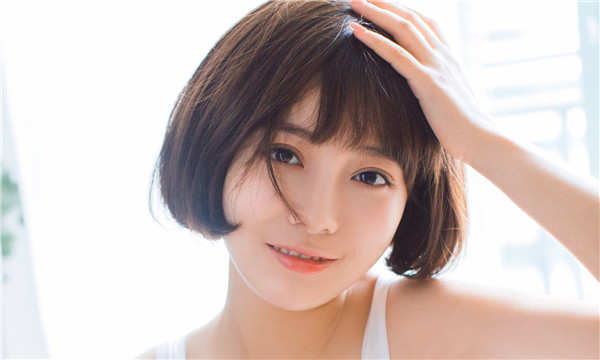 集美试管代生代怀生子：不孕不育家庭的希望之路
